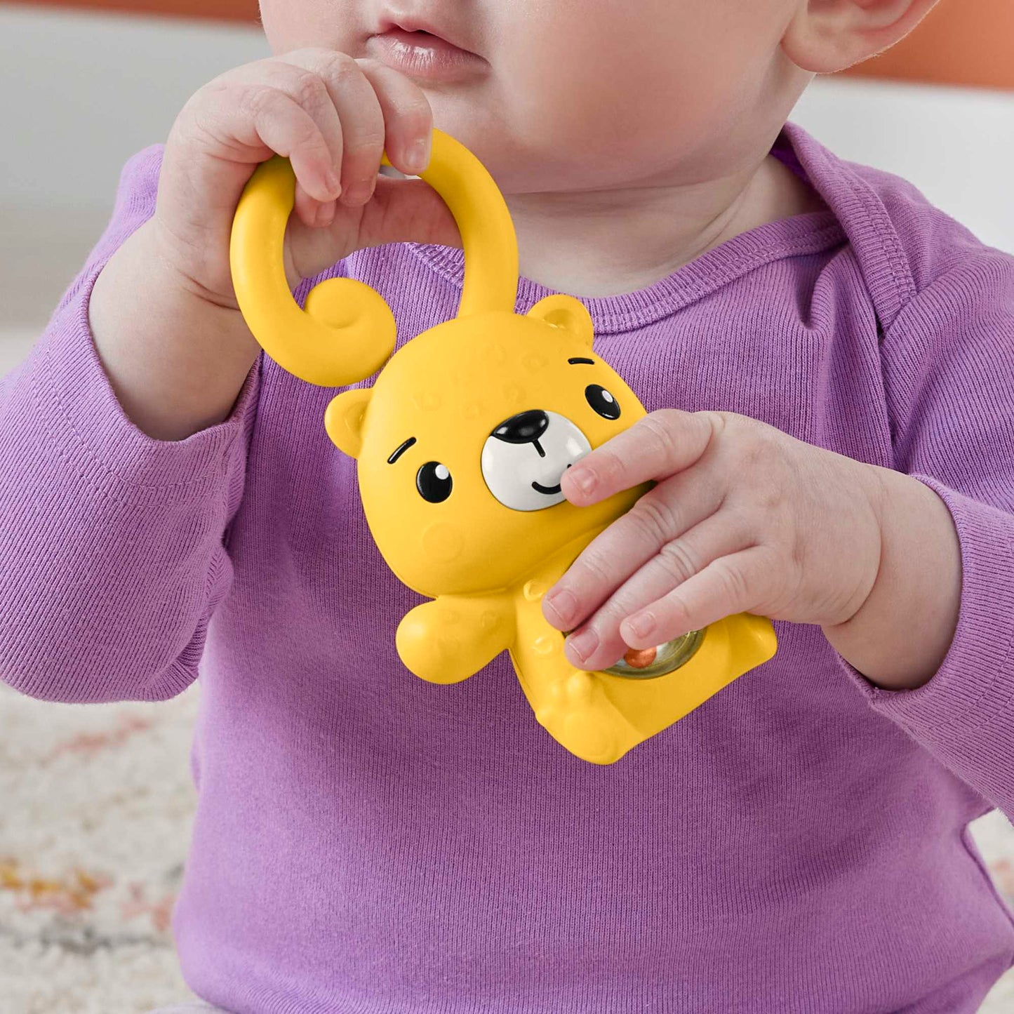 Fisher-Price Baby Sonaja para Beb¨¦s Sensimals Nutria